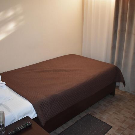 Garni Hotel Lion ヤゴディナ エクステリア 写真