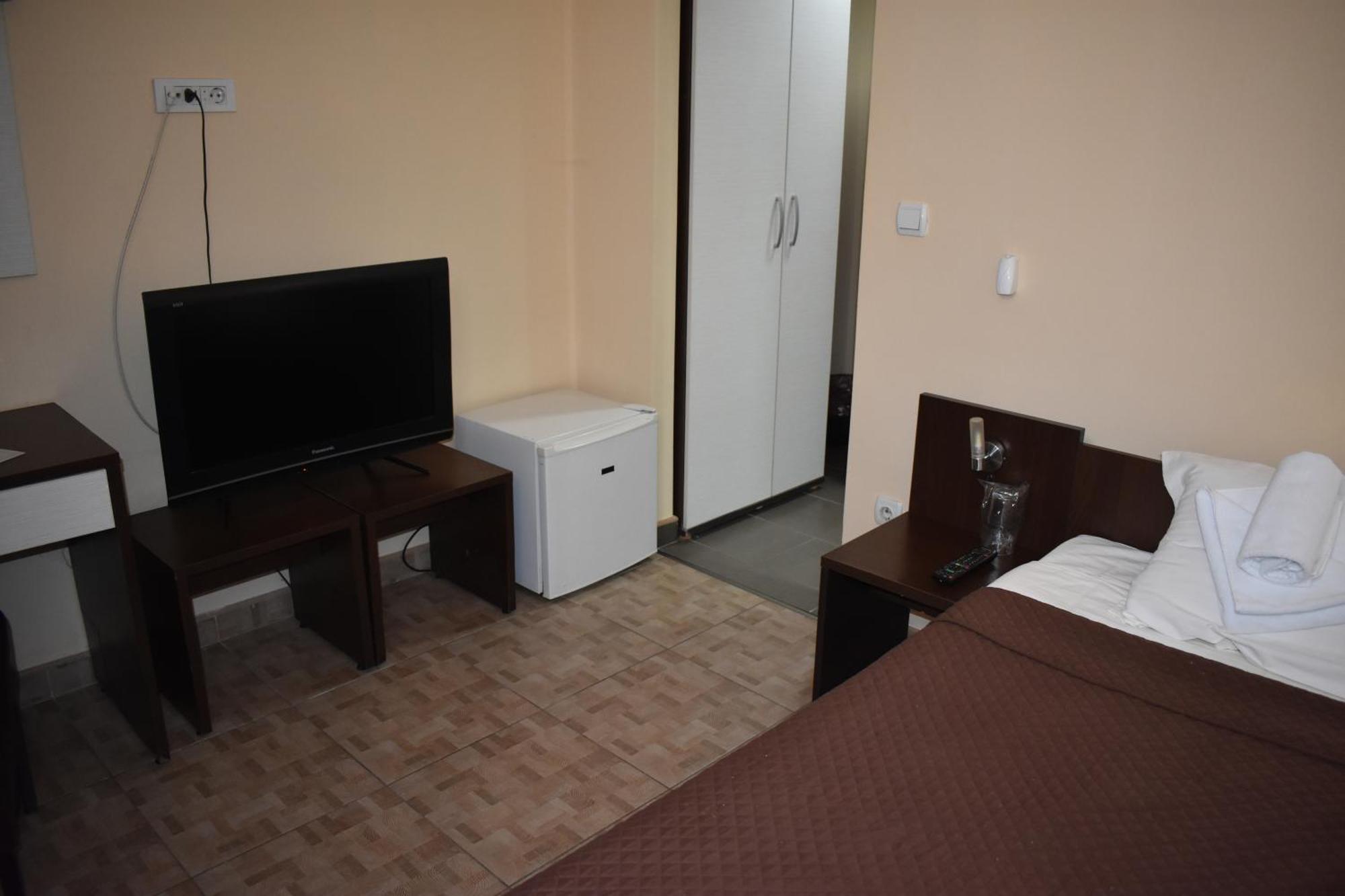 Garni Hotel Lion ヤゴディナ エクステリア 写真