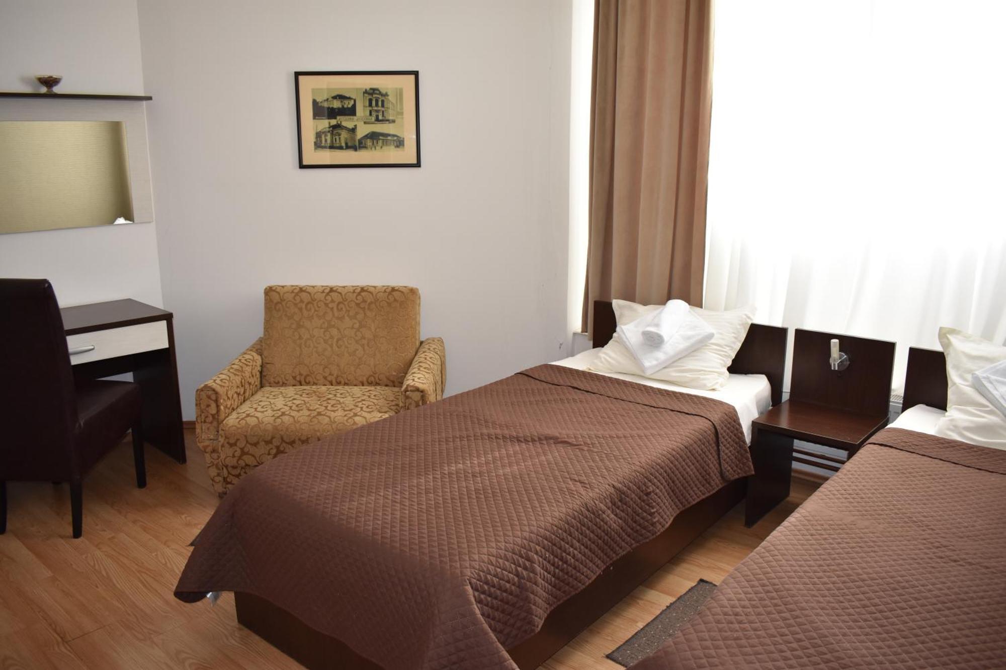 Garni Hotel Lion ヤゴディナ エクステリア 写真