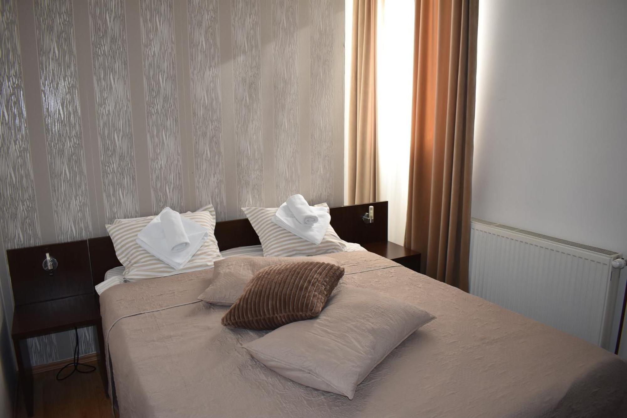 Garni Hotel Lion ヤゴディナ エクステリア 写真